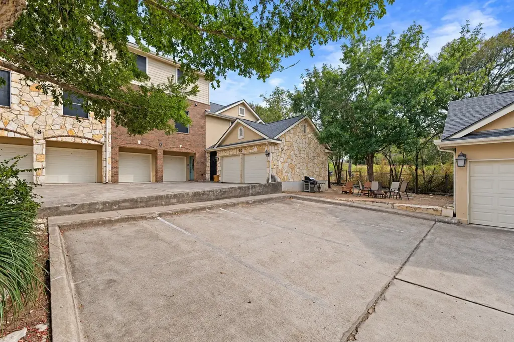 1402 Parker Lane 3, Austin