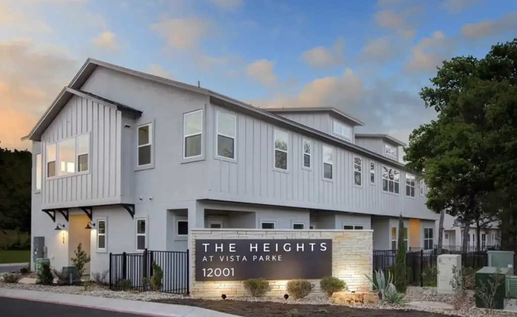 12001 Vista Parke Drive 1002, Austin