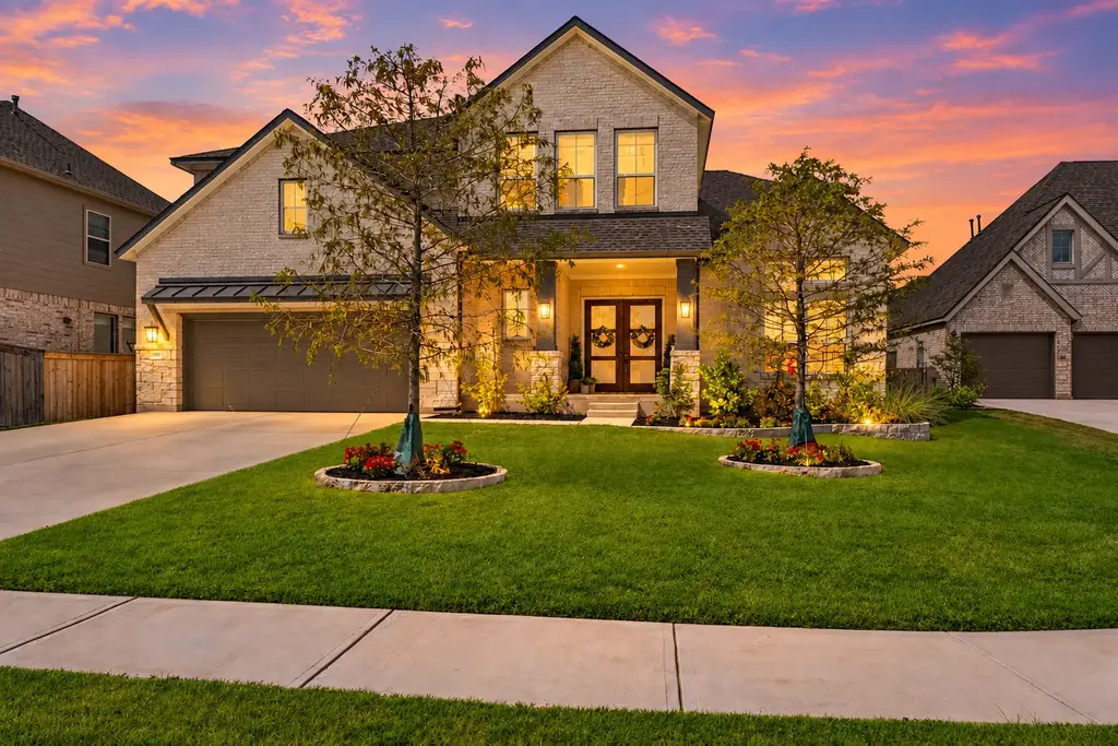 515 Watershield Cove, Georgetown