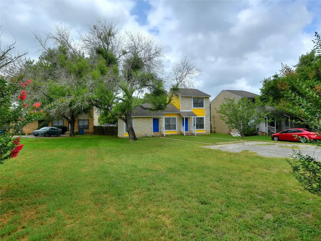 116 Hillside Drive B, Elgin