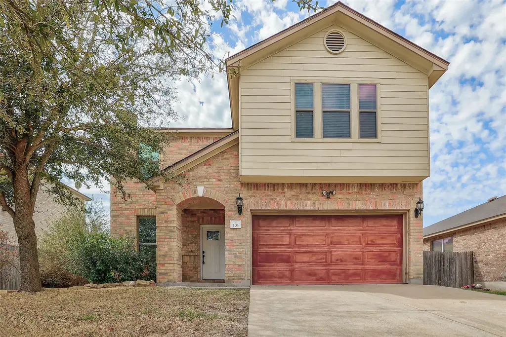 203 Ran Road, Leander