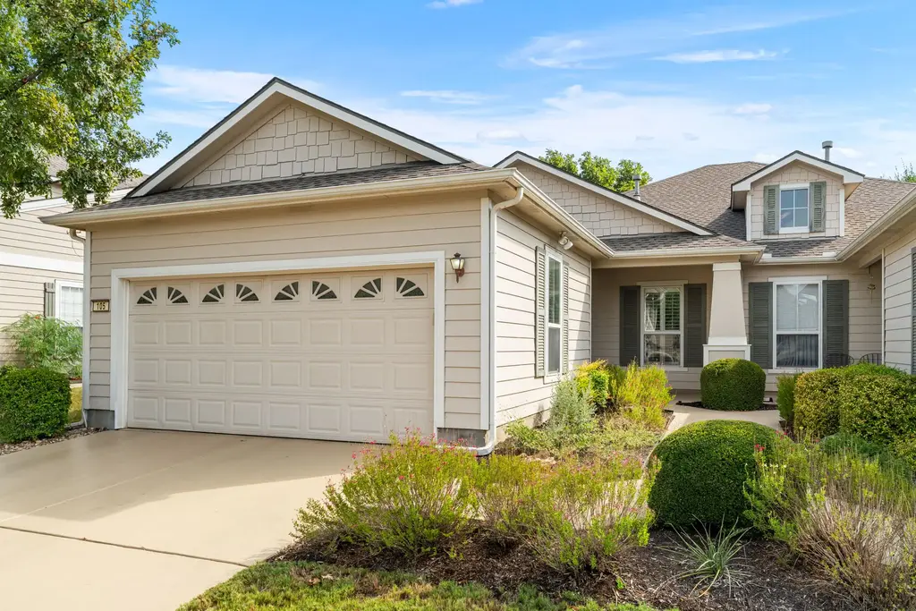 105 Nassau Circle, Georgetown