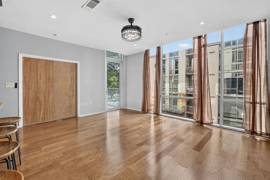 1600 Barton Springs Road 1302, Austin