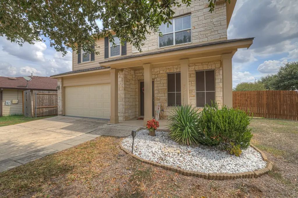 102 Wisteria Way, San Marcos