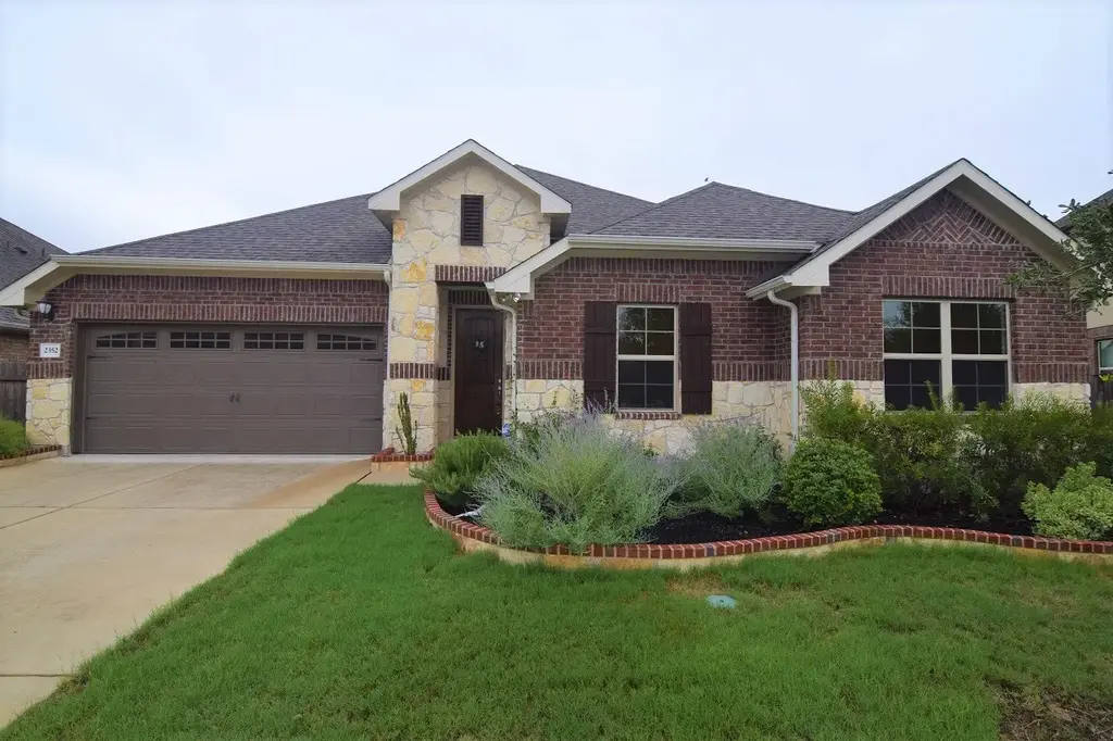 2352 Ox Wagon Trail, Round Rock