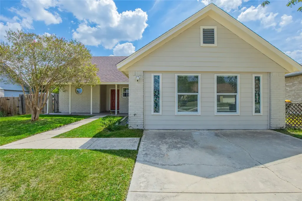 3430 Meadowhead Drive, Schertz