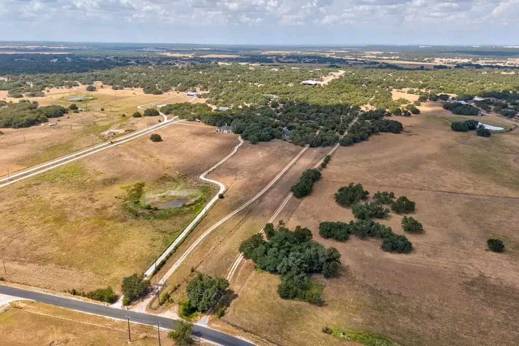 1200 County Road 233, Florence