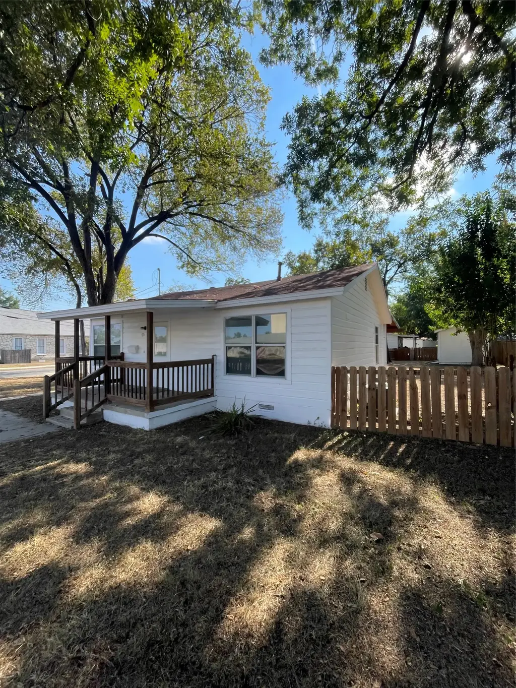 815 Springdale Road, Austin