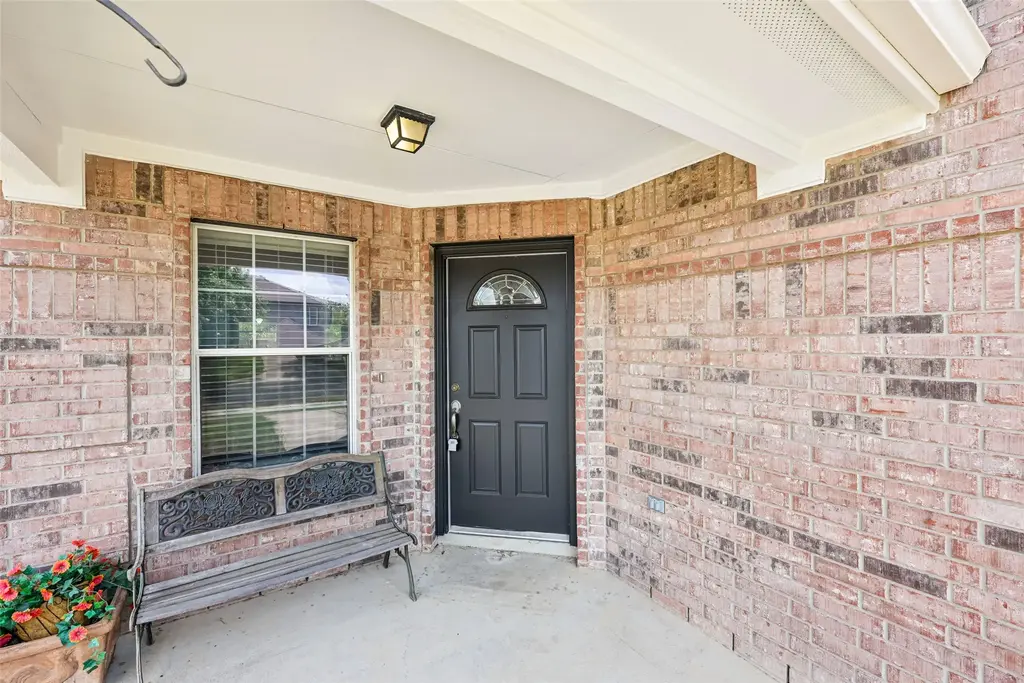 110 Newport Landing Place, Round Rock