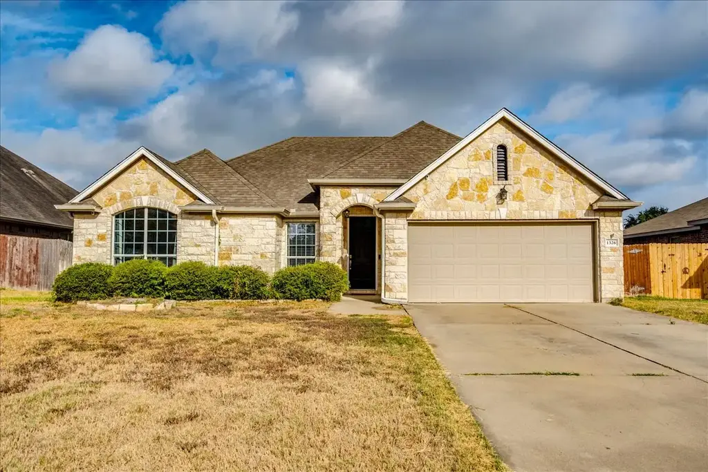 1326 Star Meadow, Kyle