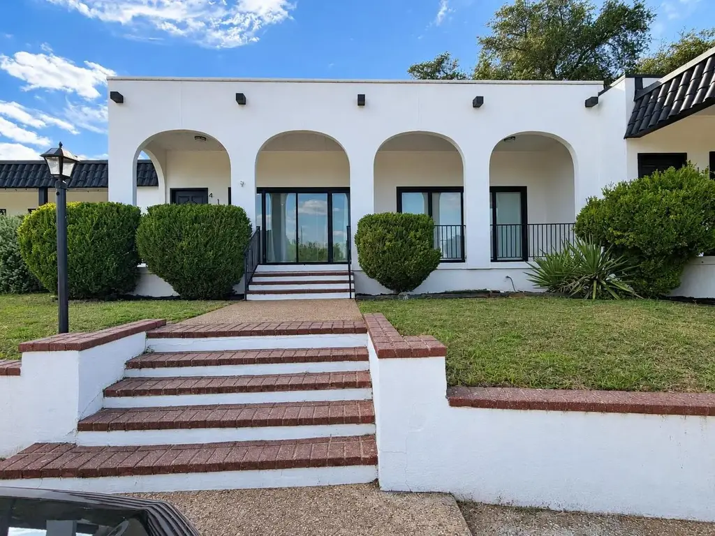 413 Seawind, Lakeway