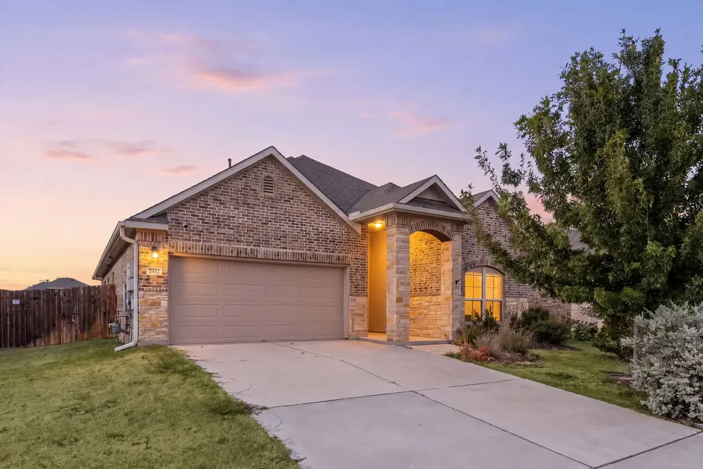 2412 Star Hill Ranch Street, Georgetown