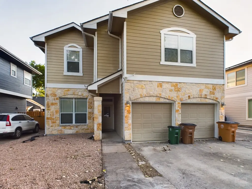 401 Nelray Boulevard A, Austin