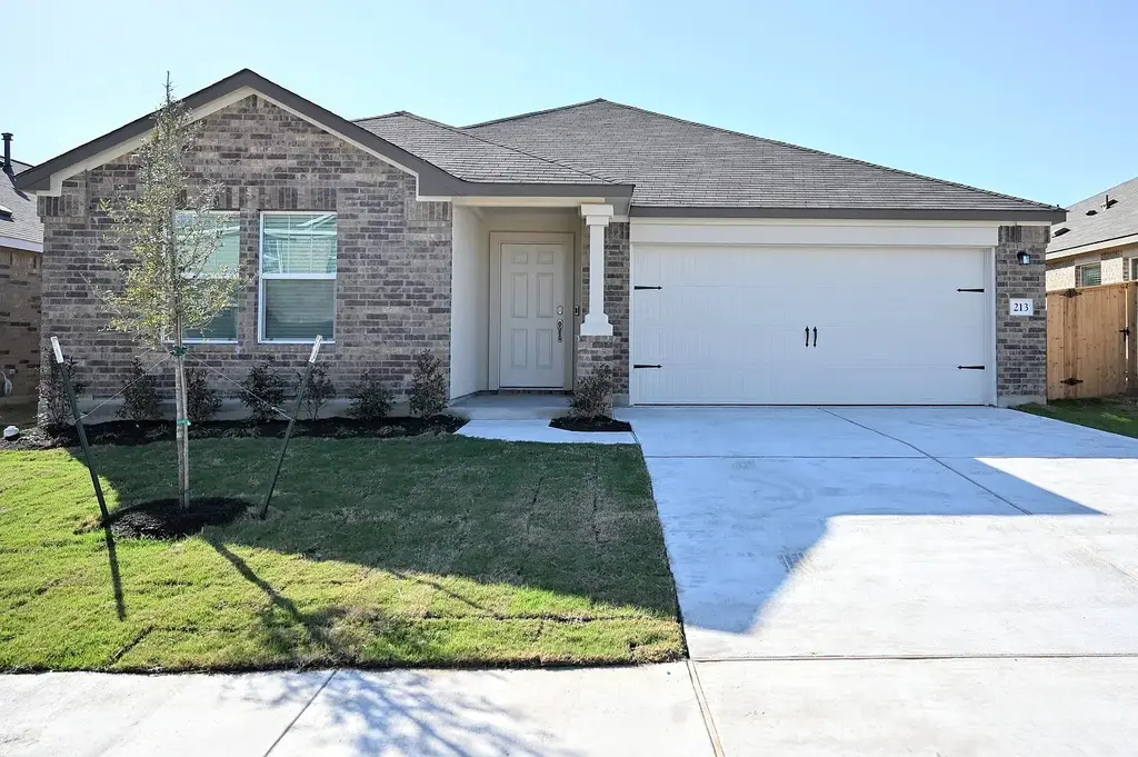 213 Magione Street, Hutto