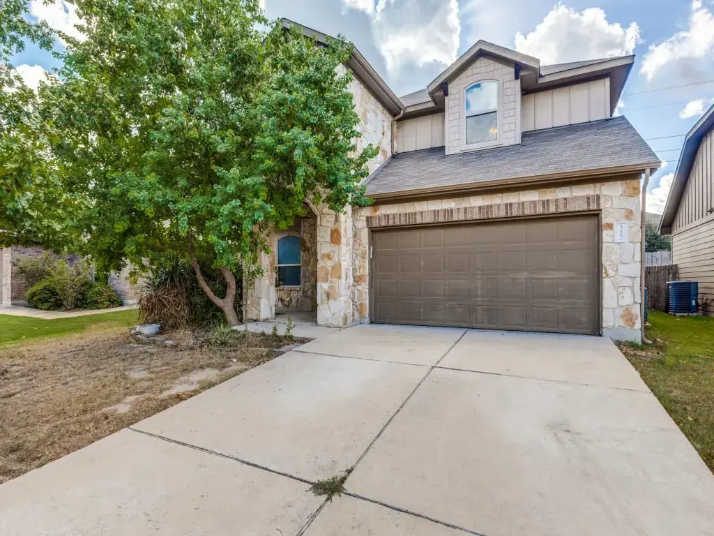 512 Eagle Brook Lane, Buda