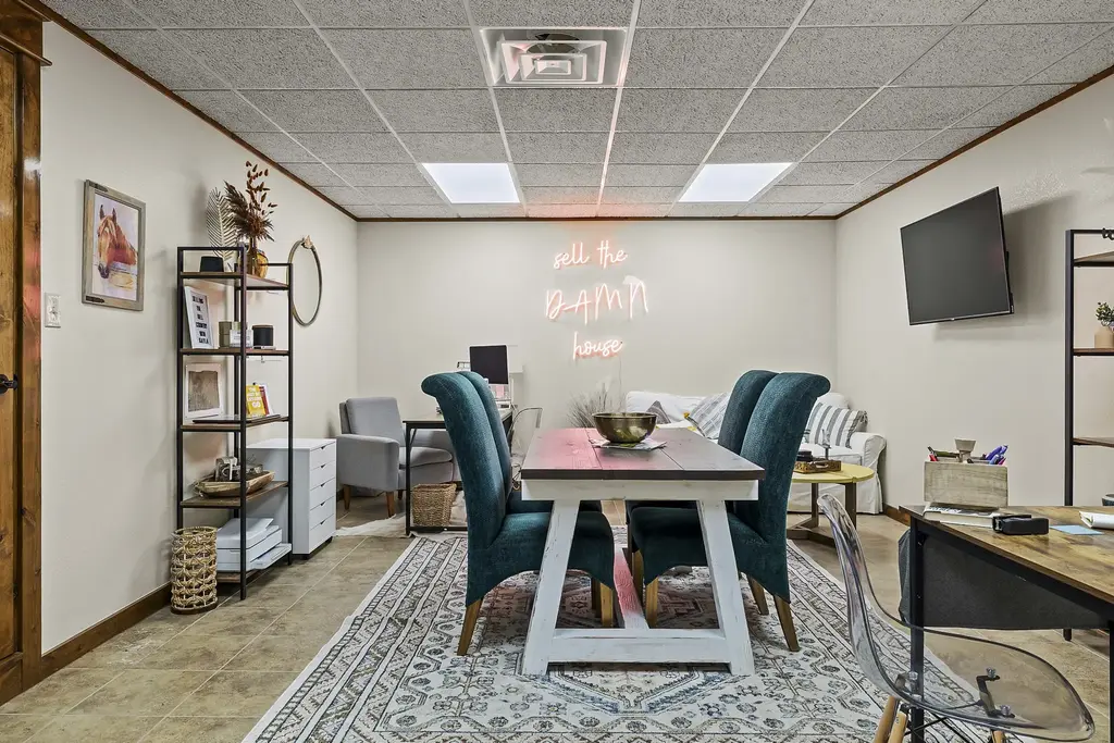 205 S Pierce Street 11, Burnet