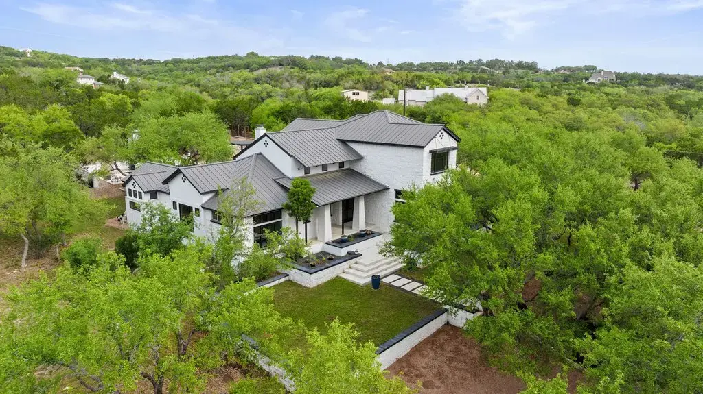 4018 Bee Creek Road, Spicewood