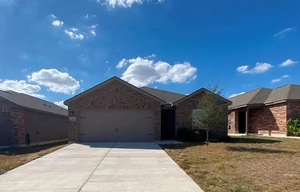 1032 Riverdale Cove, Jarrell