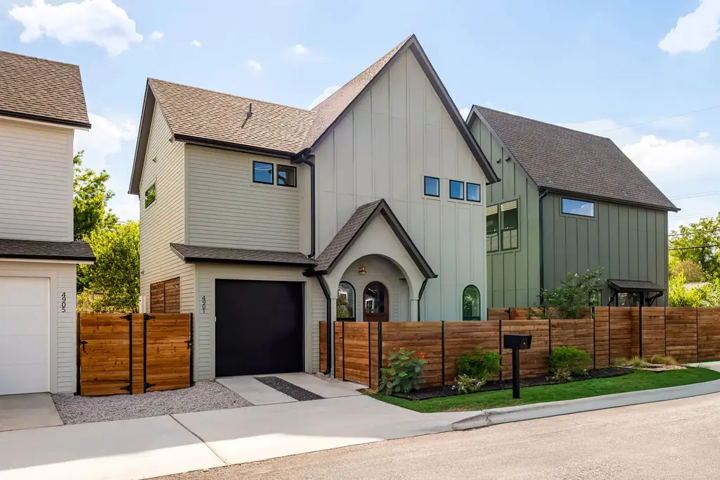 4901 Lott Avenue, Austin