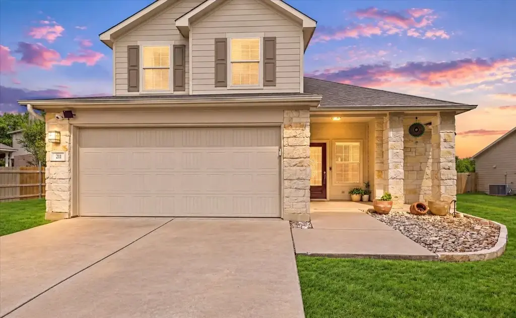 211 Falcon Lane, Leander