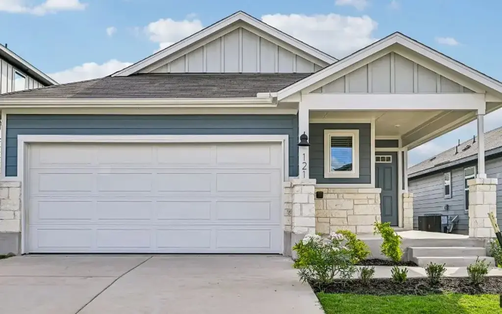 121 Woodbrook Drive, Georgetown