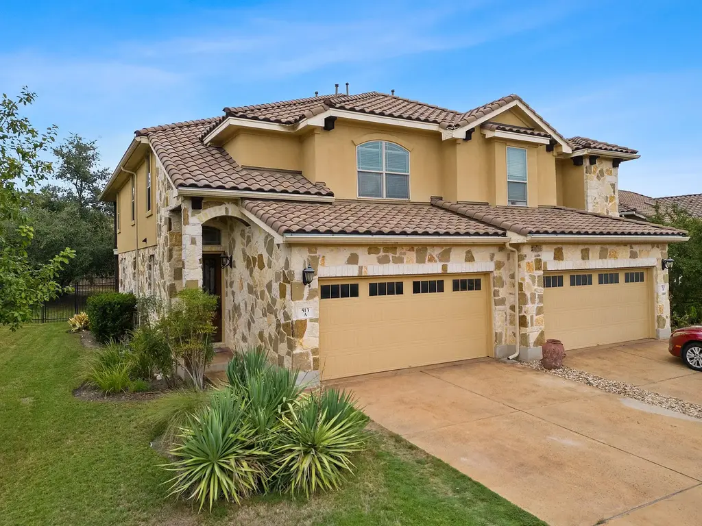 513 S Meadowlark Street A, Lakeway