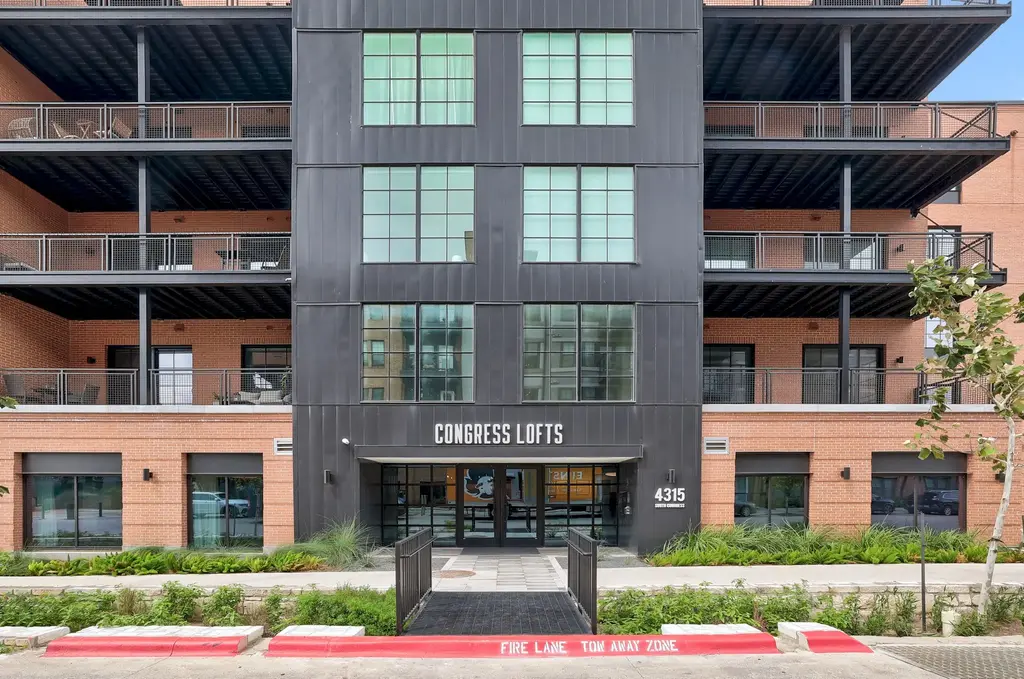 4315 S Congress Avenue 301, Austin