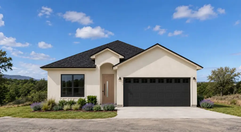 816 Oak Lane, Cottonwood Shores