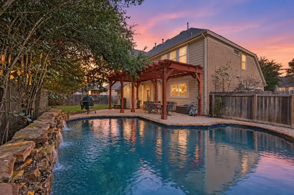 2129 Clear Lake Place, Round Rock