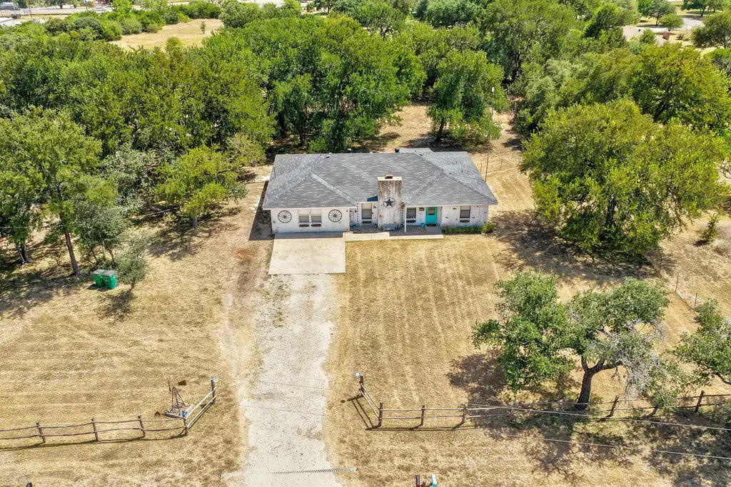452 County Road 3081, Lampasas