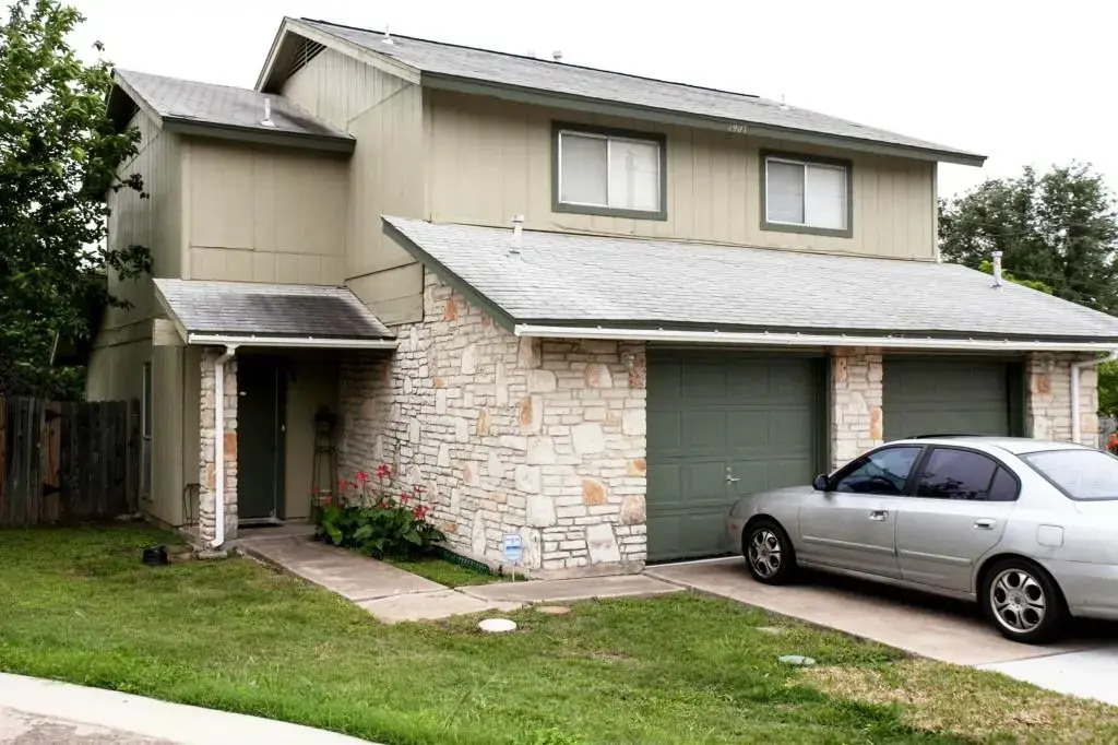 1907 Townesouth Circle A, Austin