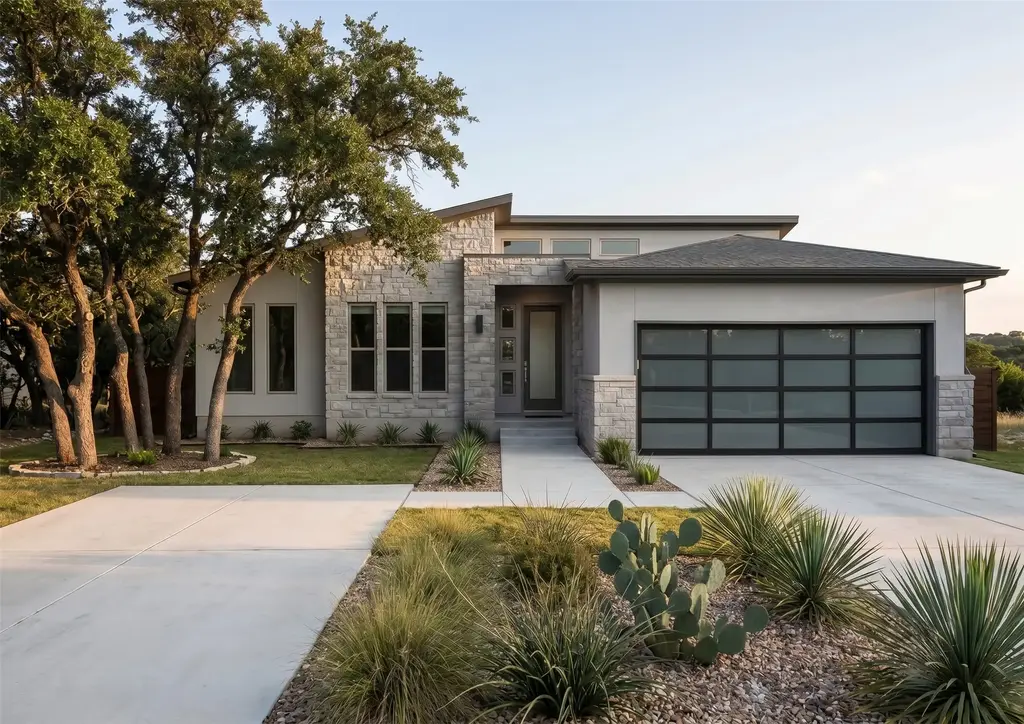 21507 Santa Elena Circle, Lago Vista