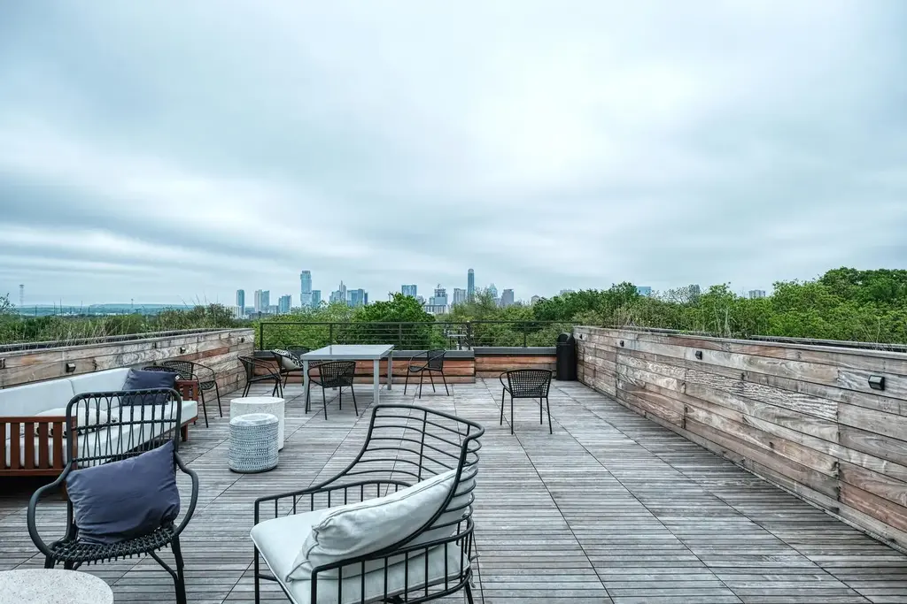207 W Johanna Street 207, Austin
