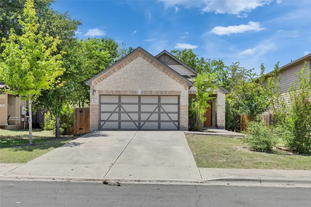 521 New Country Road, Kyle