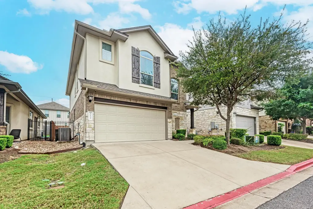 1401 Little Elm Trail 212, Cedar Park