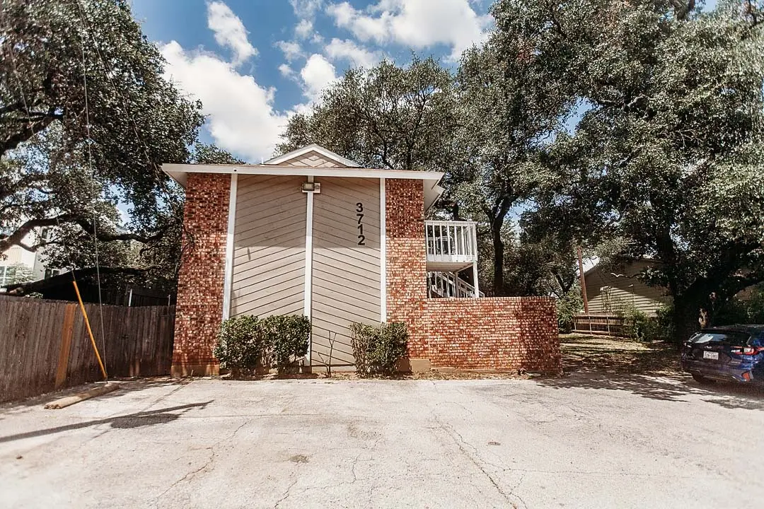 Photo of Listing #9041292