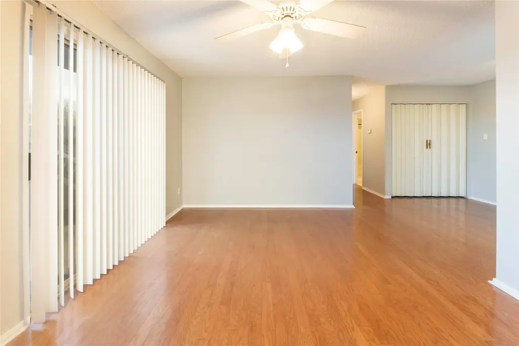 6903 Deatonhill Drive 28, Austin