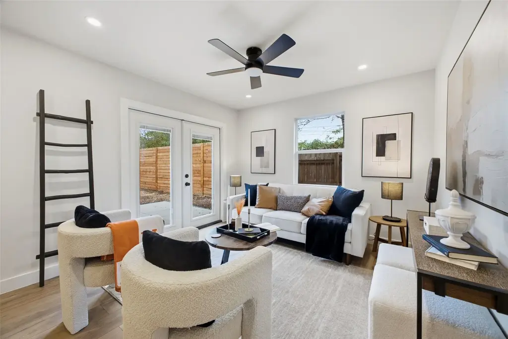 400 Chippendale Avenue, Austin