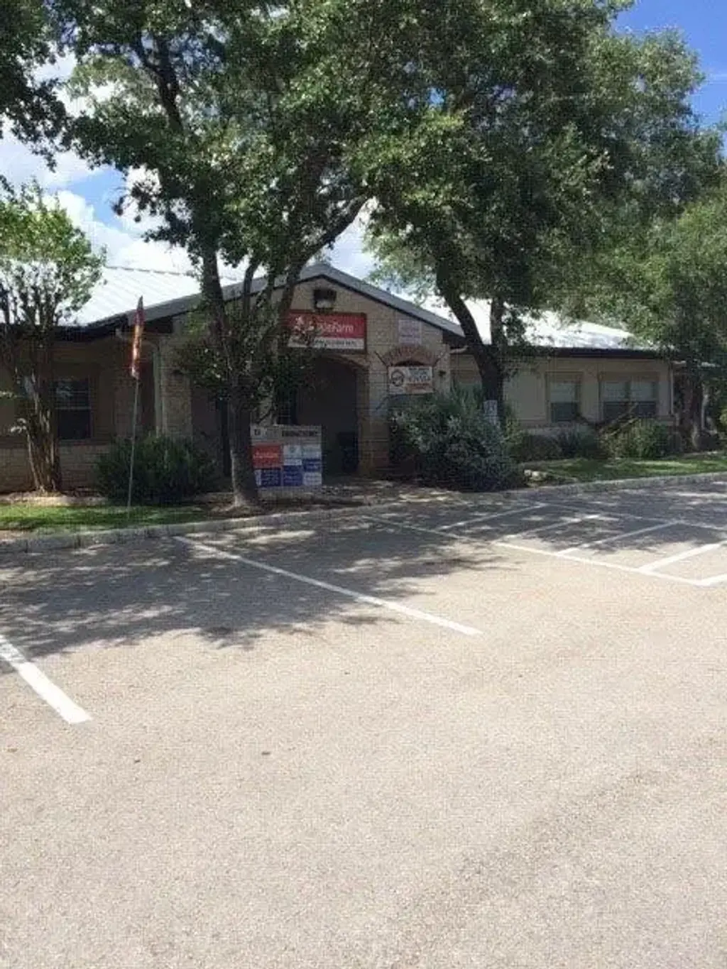 800 W Highway 290 Highway D-500, Dripping Springs