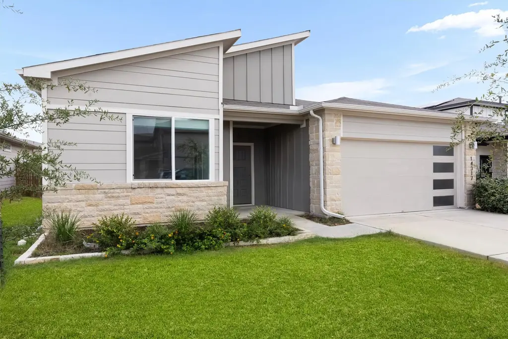 14317 Cantarra Drive, Pflugerville