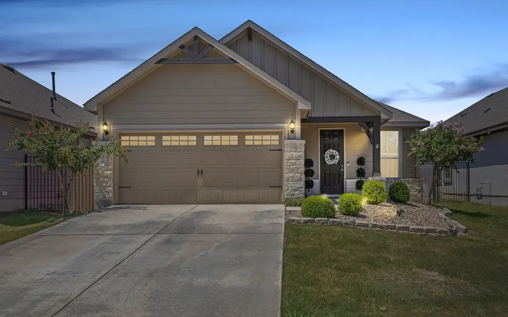 218 Bonnet Boulevard, Georgetown