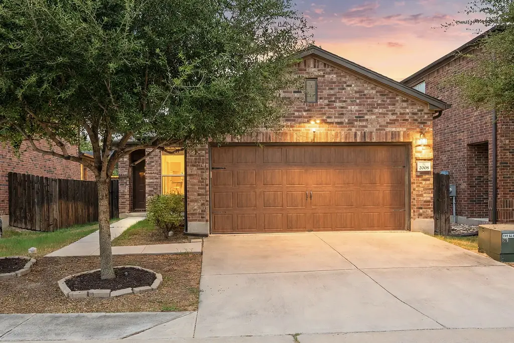 2008 Fretboard Street, Round Rock