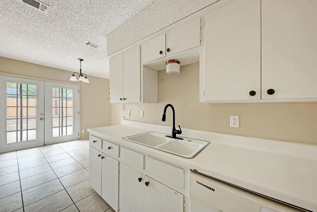 8103 Exmoor Drive B, Austin