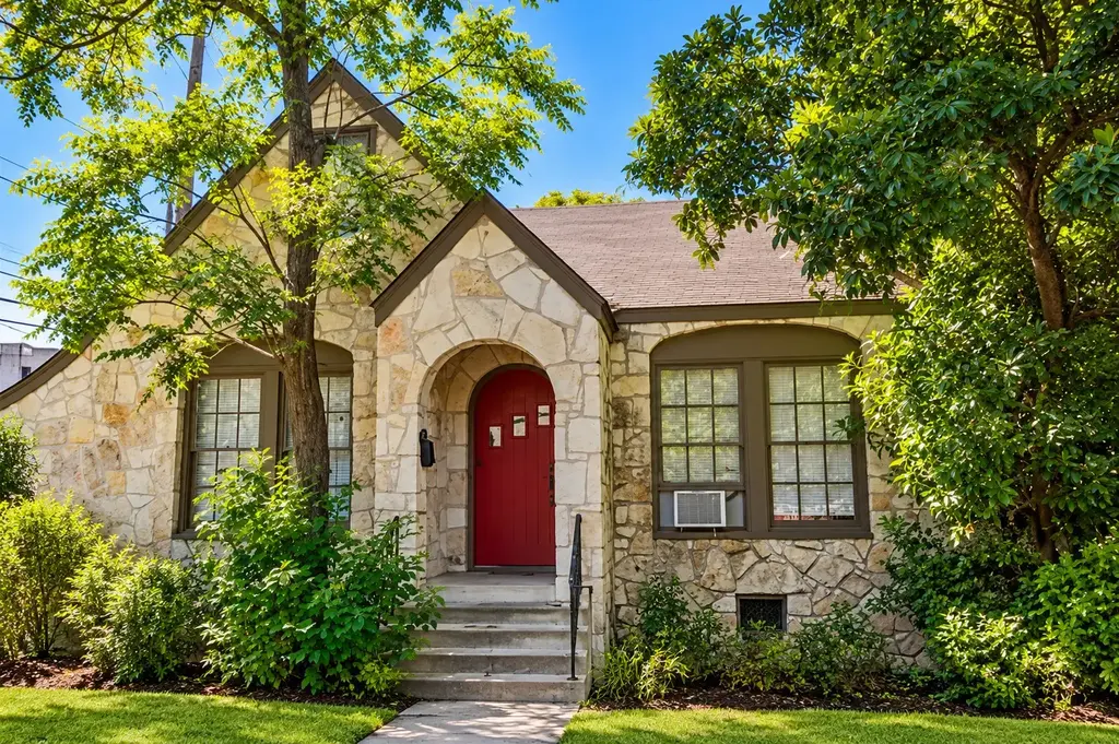 2900 Hampton Road, Austin