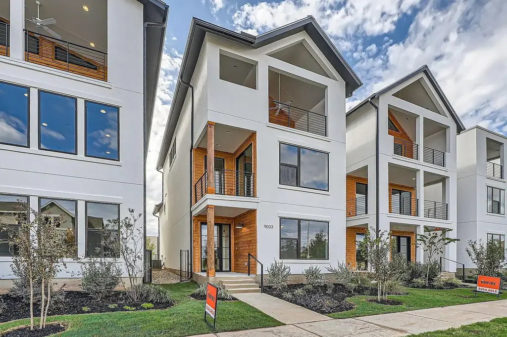9033 Cattle Baron Path, Austin