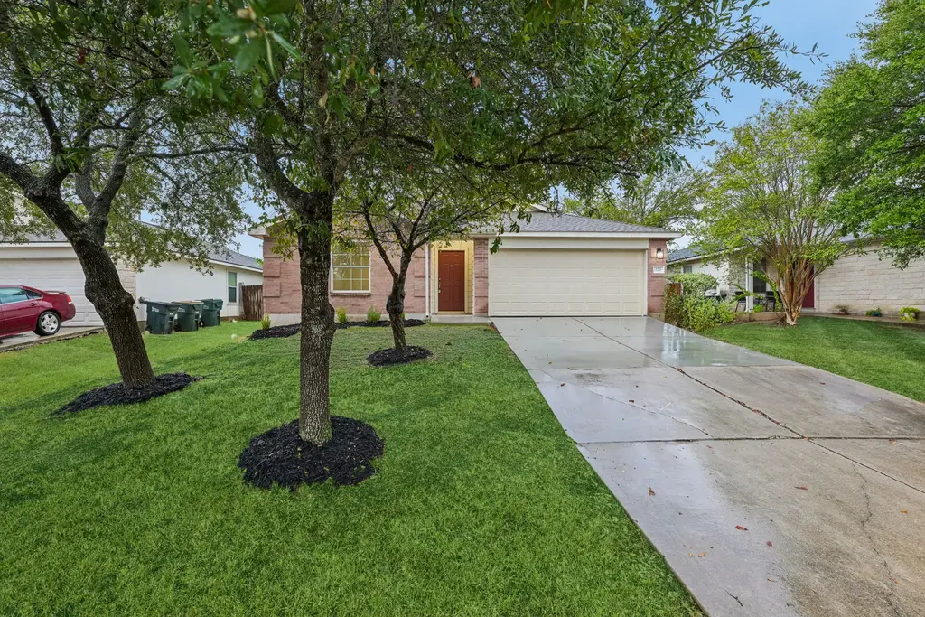 720 Goldenrod Street, Kyle