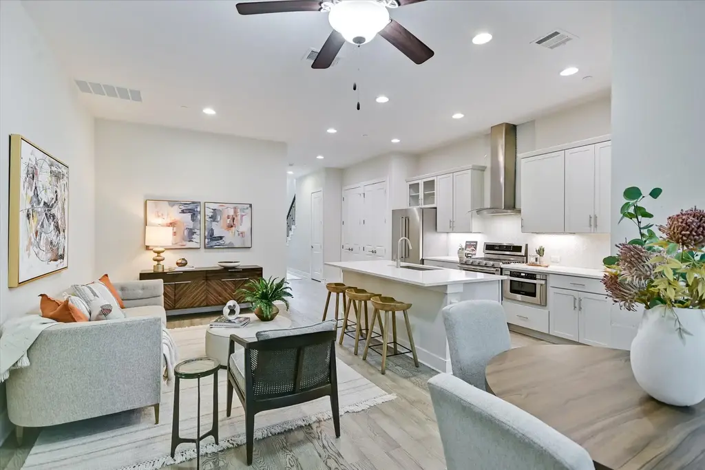 4323 Spicewood Springs Road 10, Austin