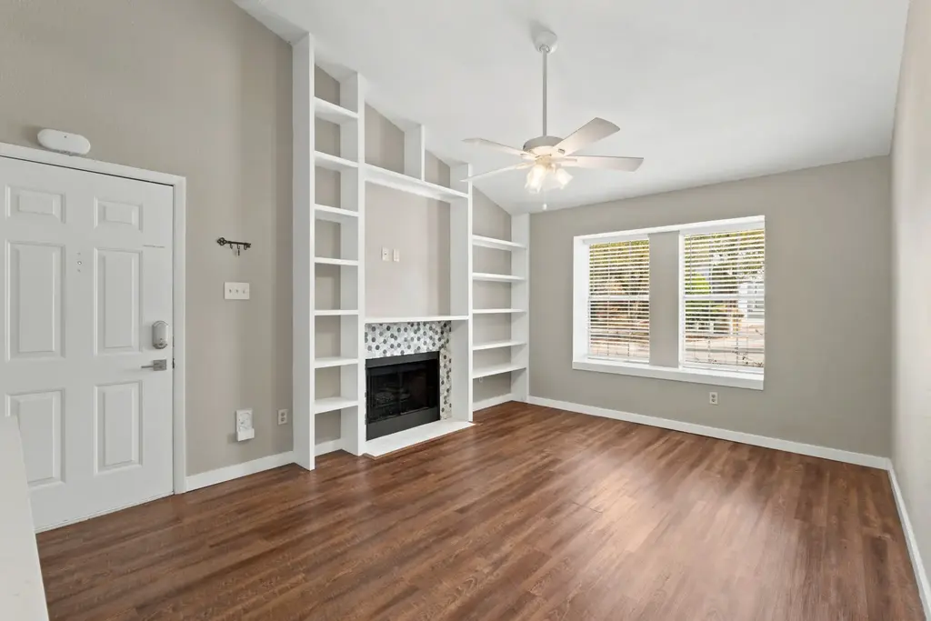 1411 Gracy Farms Lane 61, Austin