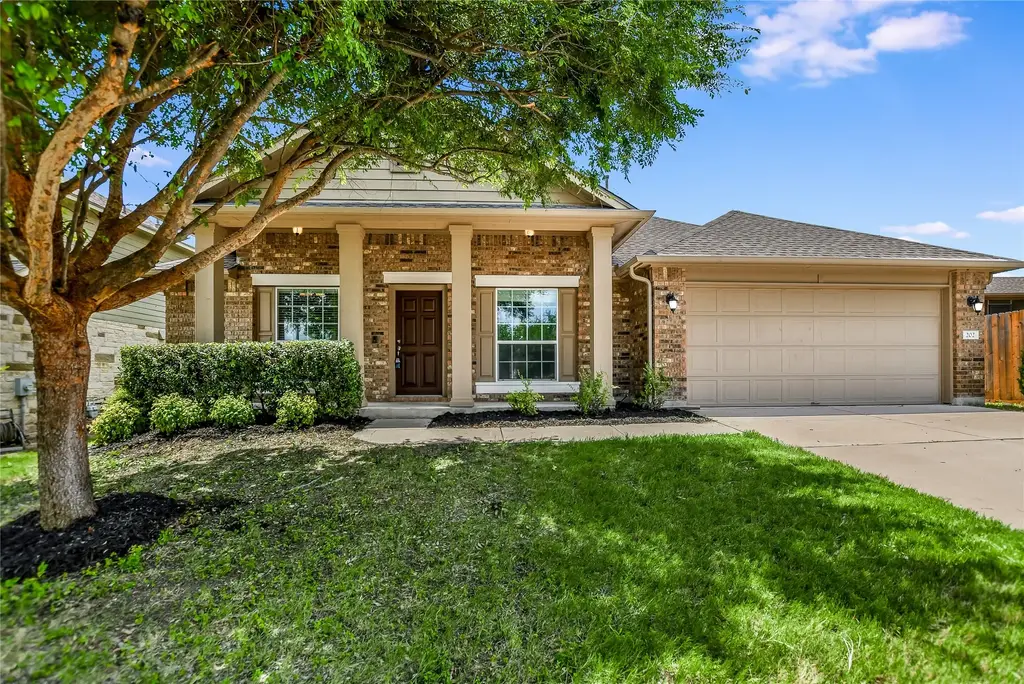 202 Paul Azinger Court, Round Rock