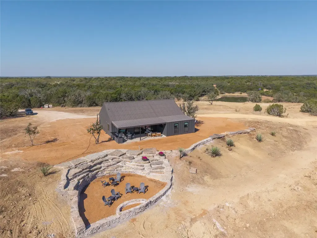 2101 Cr 264 Road, Santa Anna